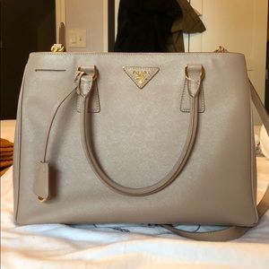 Like New Prada Saffiano Lux Tote Small Cammeo